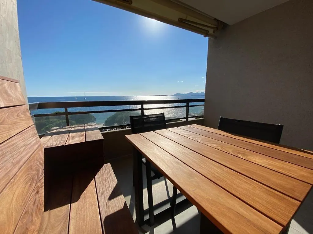 Center Bay Apartment Juan-les-Pins France